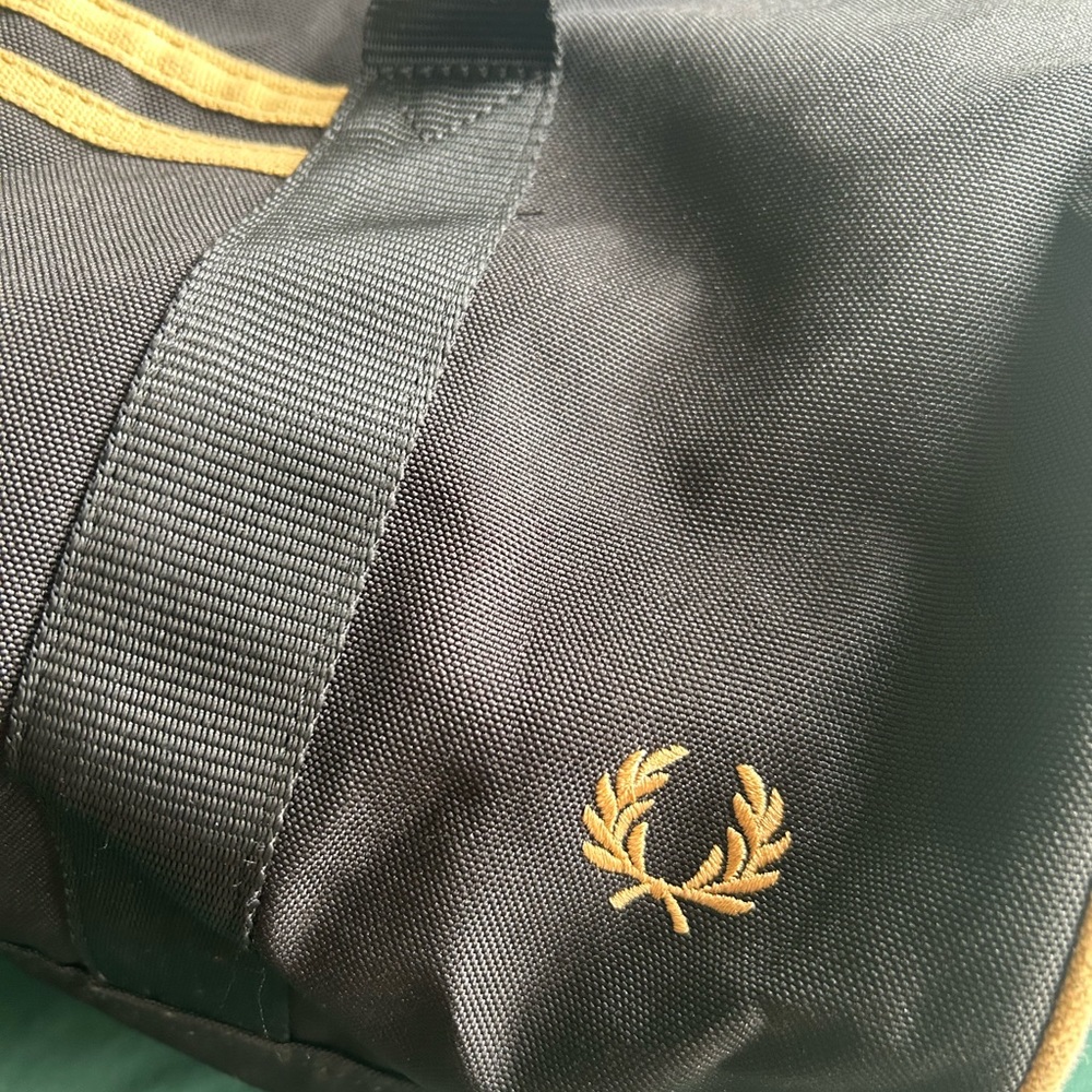 Fred Perry Black Gold Barrel Gym Bag